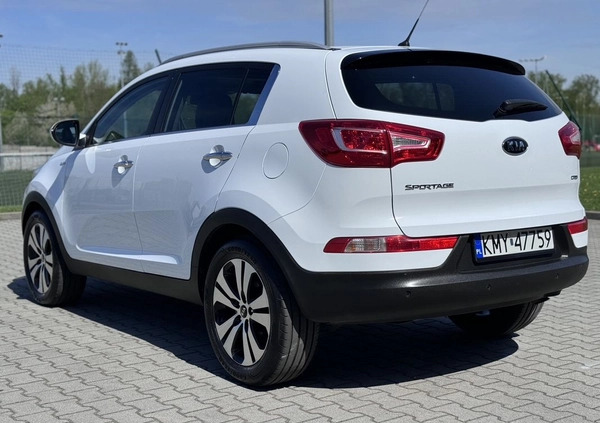 Kia Sportage cena 49900 przebieg: 111300, rok produkcji 2012 z Myślenice małe 379